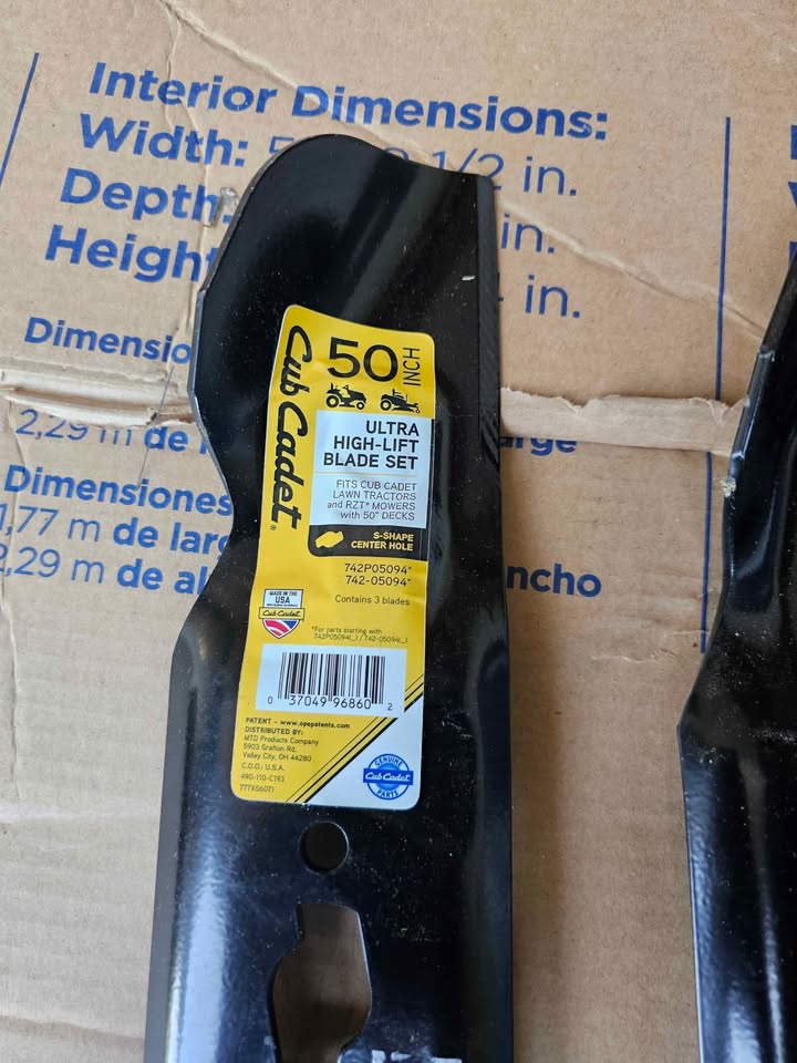  Cub Cadet Original Equipment High Lift Blade Set for Select 50 in. Riding Lawn Mowers