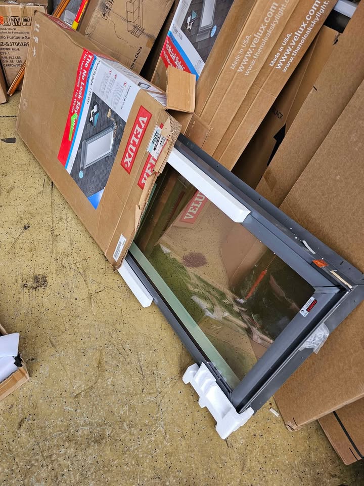  VELUX 21 in. x 45-3/4 in. Fixed Deck-Mount Skylight with Laminated Low-E3 Glass