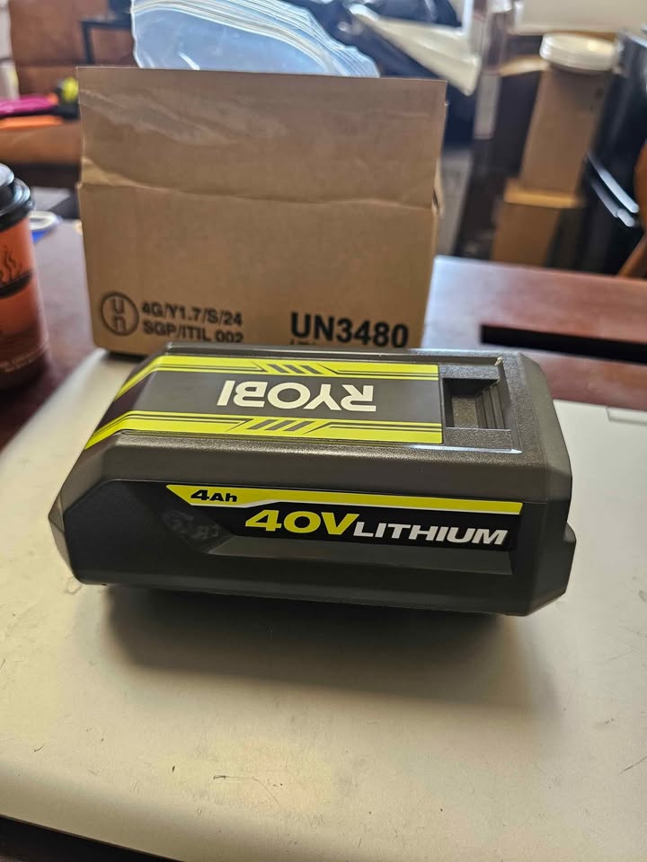 RYOBI 40V Lithium-Ion 4.0 Ah Battery