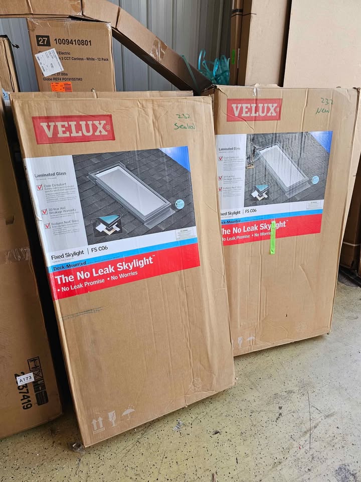  VELUX 21 in. x 45-3/4 in. Fixed Deck-Mount Skylight with Laminated Low-E3 Glass