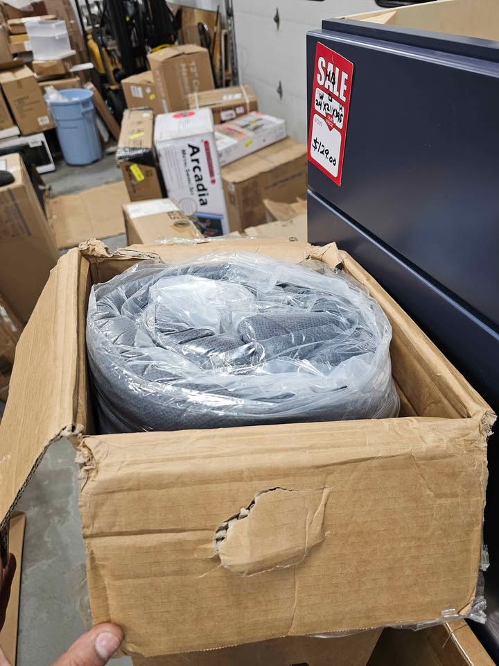 Queen Mattress,KOW 14 inch Queen Size Memory Foam Hybrid Mattress in a Box Plush