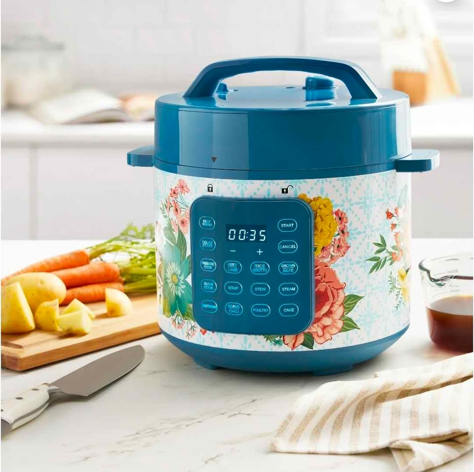  The Pioneer Woman Fancy Flourish 6-Quart Pressure Cooker with Touch Control Display