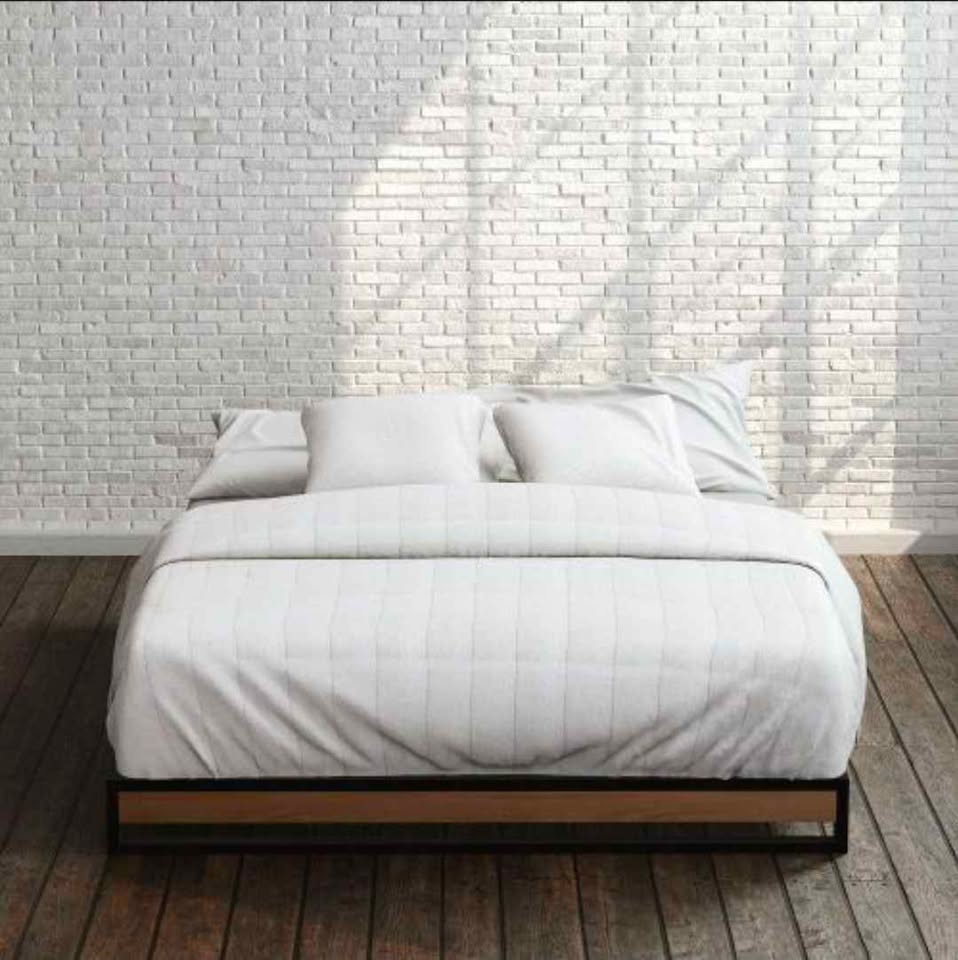 Zinus Good Design Winner Suzanne 10" Bamboo and Metal Platform Bed, Queen