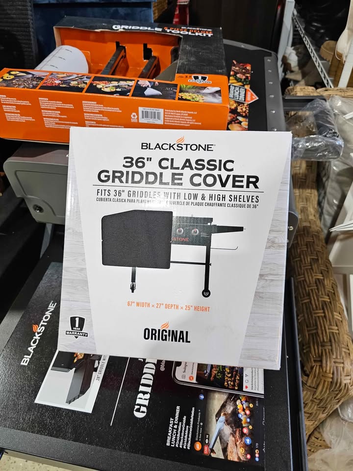  Blackstone 36" Classic Griddle Cover