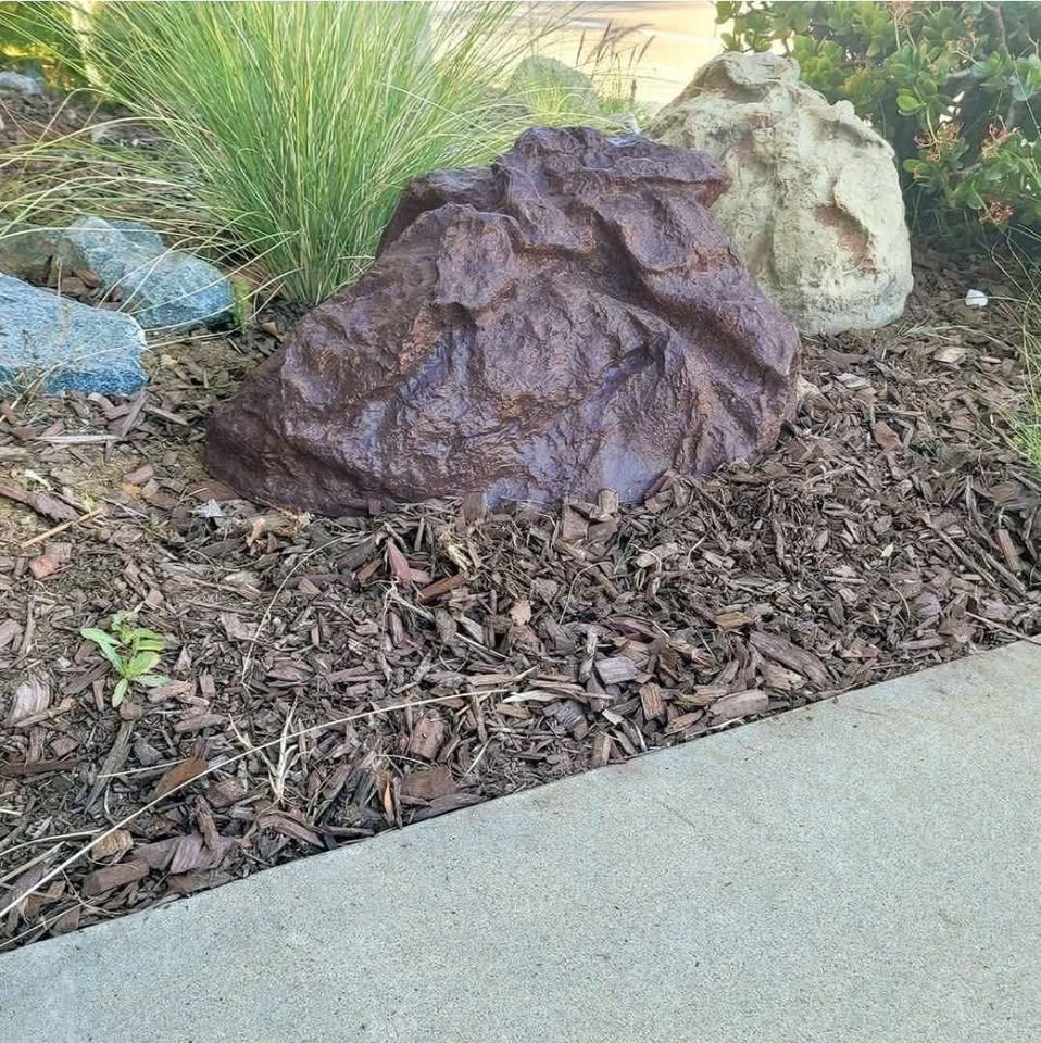  12" H x 20" W x 30" L Medium Fiberglass Artificial Rock Well Pump Cover for Landscaping