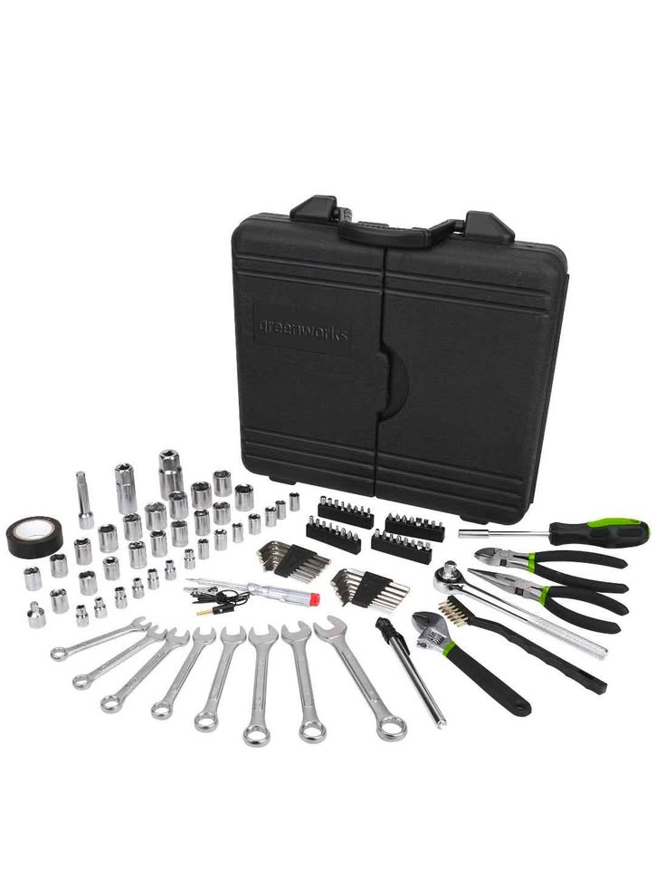 102pc Mechanics Tool Kit