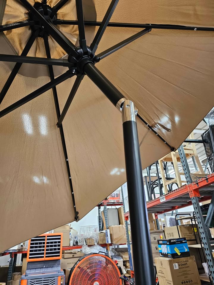  10ft Solar 32 LED Lights Patio Umbrella with Tilt Adjustment and UV-Resistant Polyester Fabric