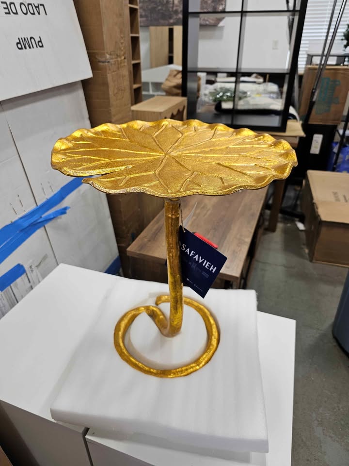 SAFAVIEH Justina Contemporary Metal Side Table, Gold