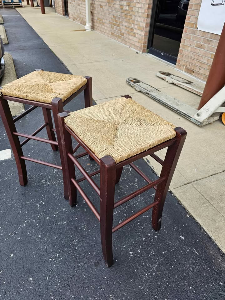 Backless Set of Two Wood 24.4" Counter Stools in Walnut Brown