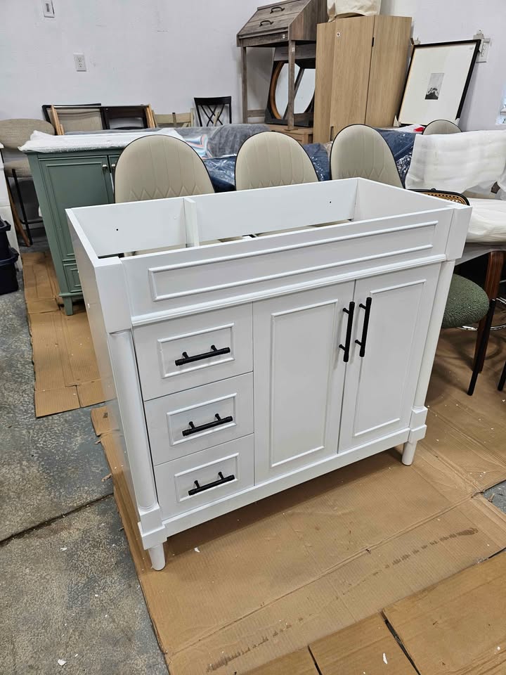  Everarda 36" Freestanding Bathroom Vanity