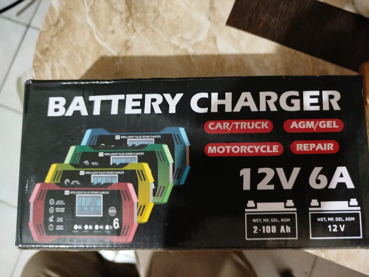 Cargador de batería de 12V 6A