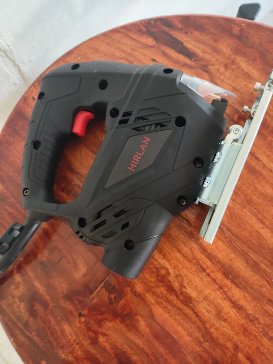 Sierra Caladora con alta Potencia