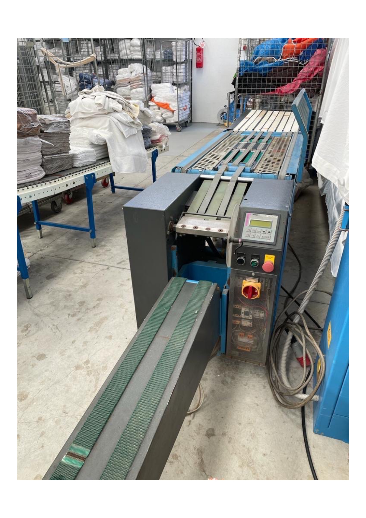 PLEGADOR DE SERVILLETAS MARCA FOGLI