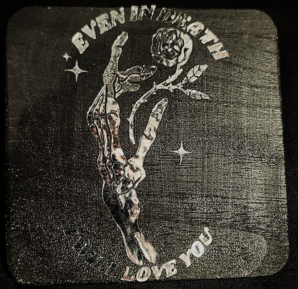 Bundle Wood & Vinyl Plaques Set