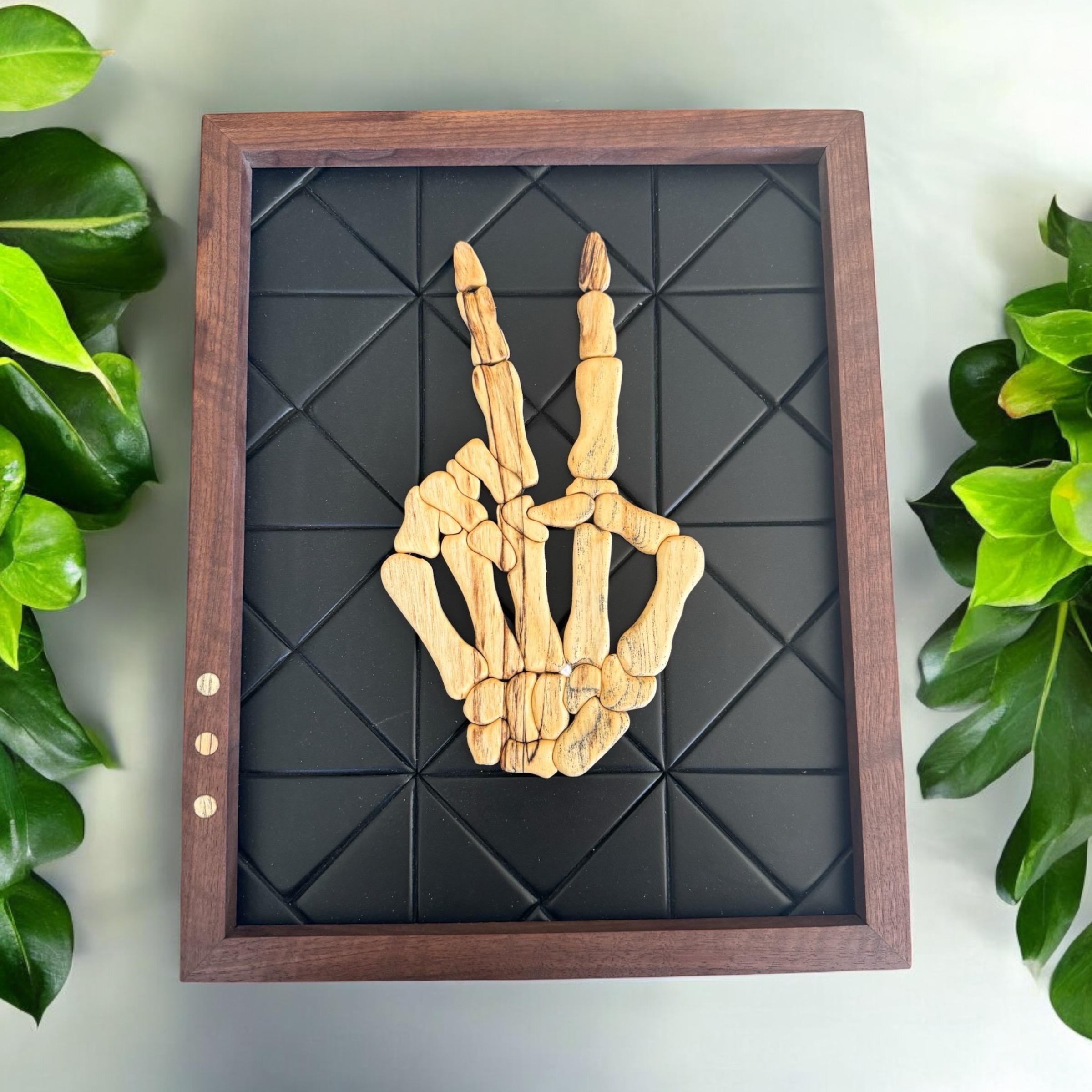 Peace Skeleton Hand
