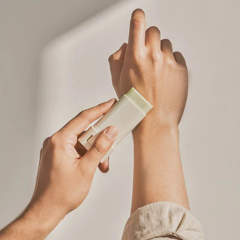 BEAUTY OF JOSEON MATTE SUN STICK MUGEORT+CAMELIA