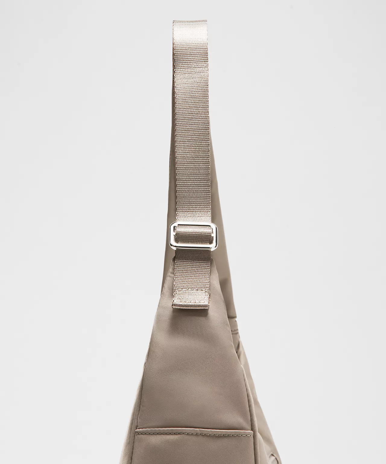 LULULEMON CITY ESSENTIALS SHOULDER BAG 4L 