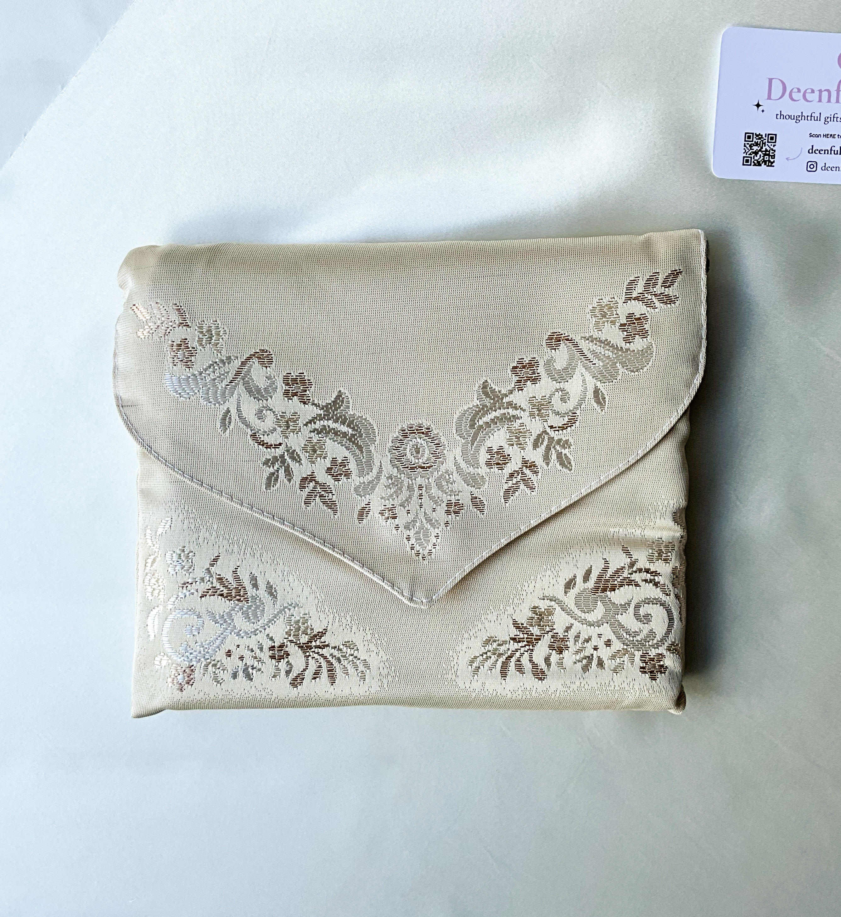 Sakina Travel Set – Portable Luxury Prayer Mat + Matching Pouch (Sand)