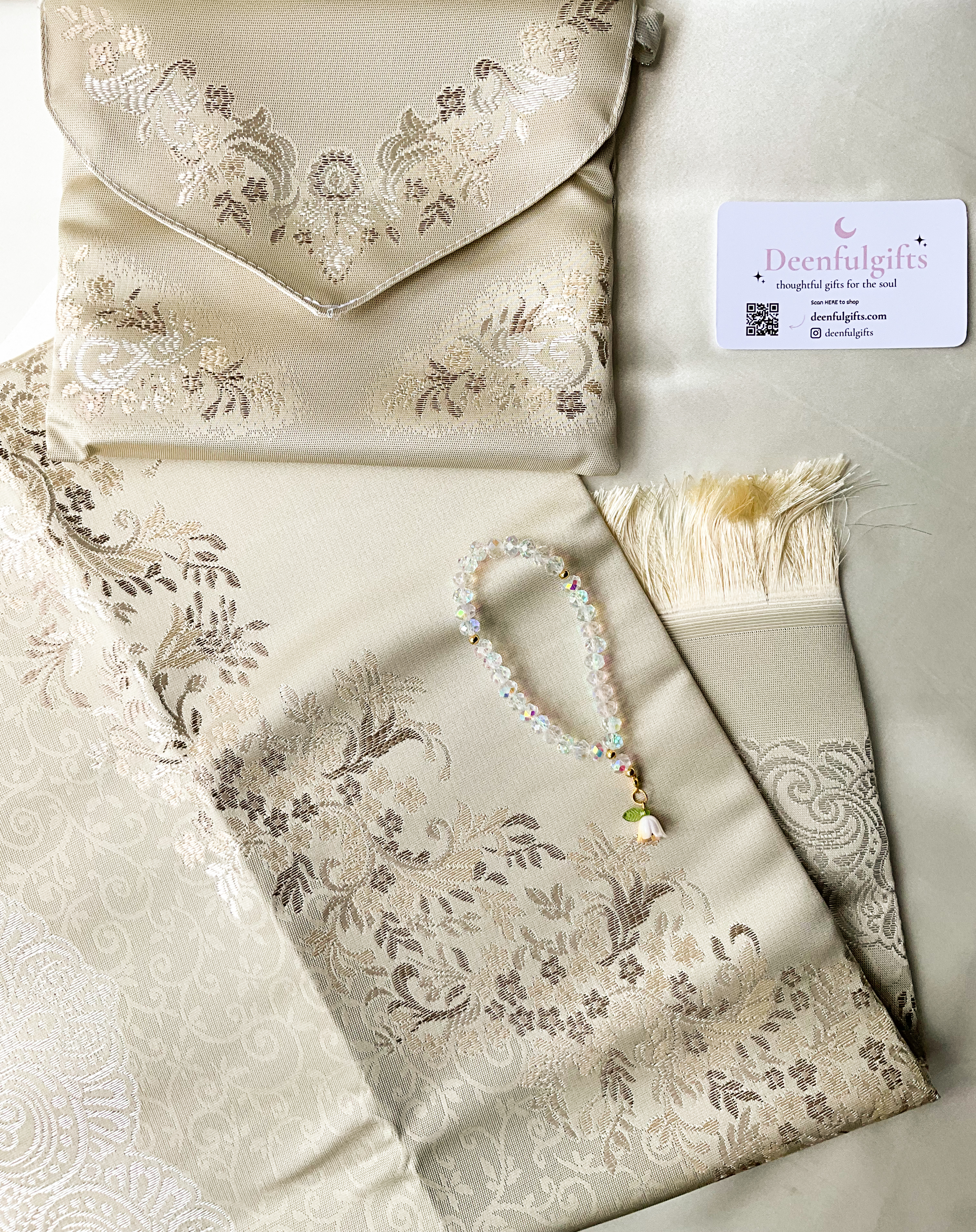Sakina Gift Set – Luxury Prayer Mat (beige) & Crystal Flower Tasbeeh