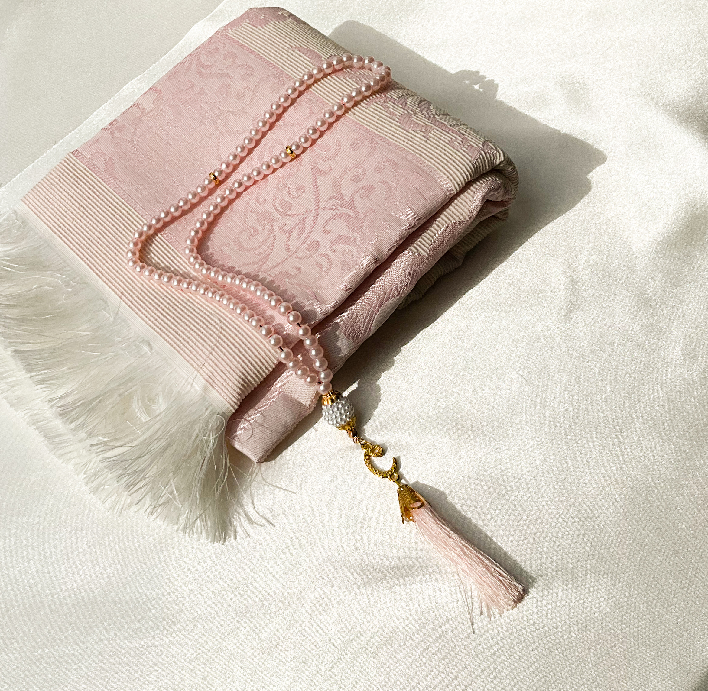 Soft Pink Prayer Mat & Tasbeeh Set