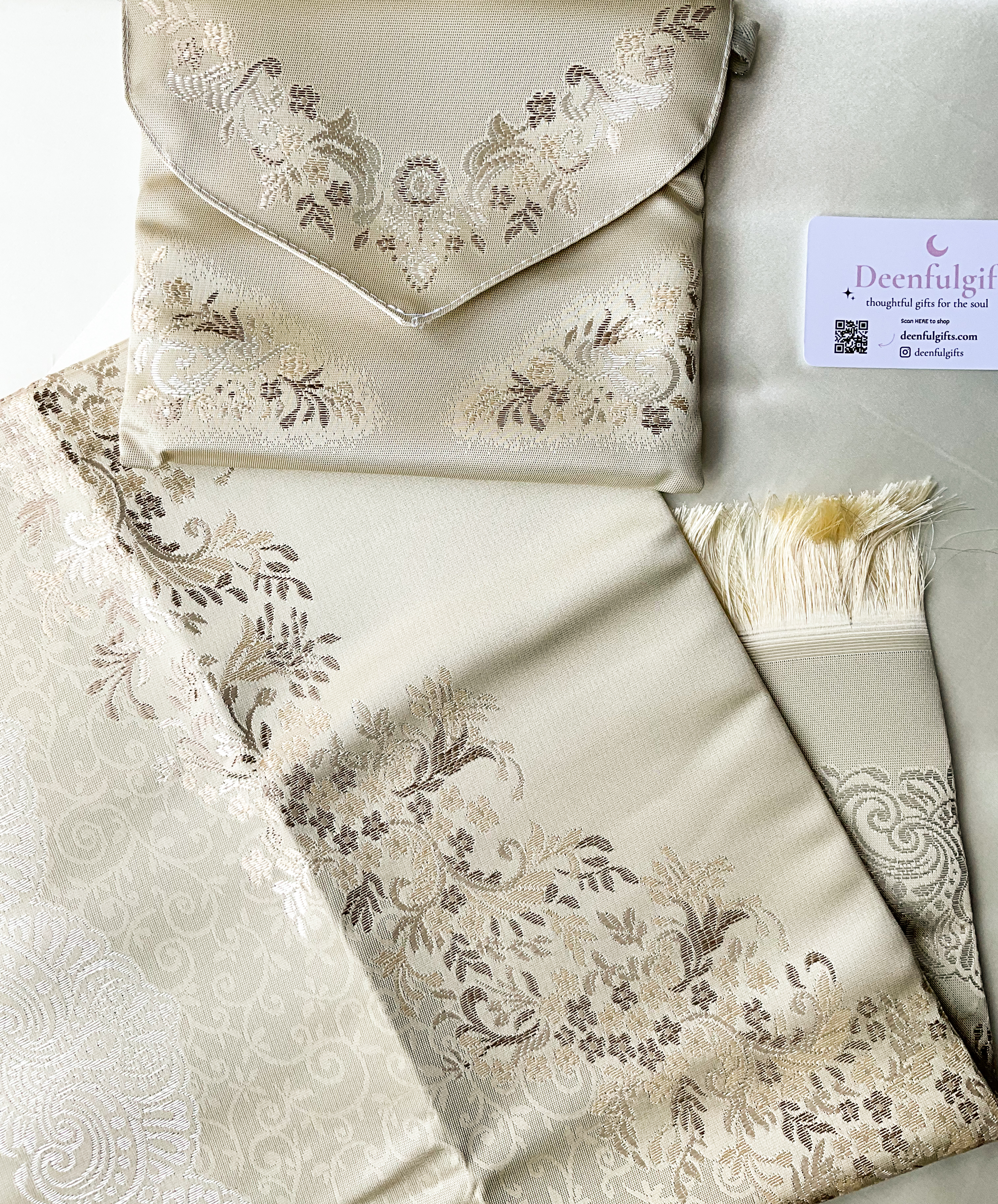 Sakina Travel Set – Portable Luxury Prayer Mat + Matching Pouch (Beige)