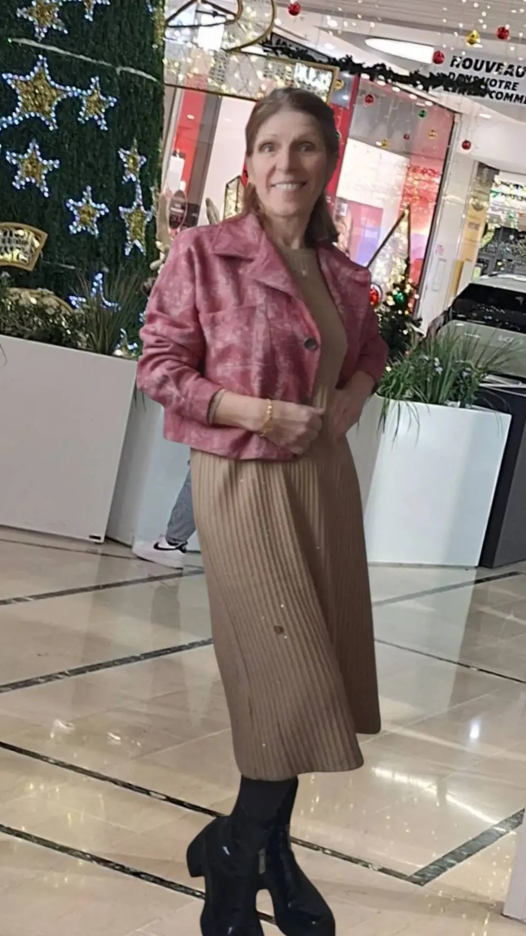 Robe en tricot camel