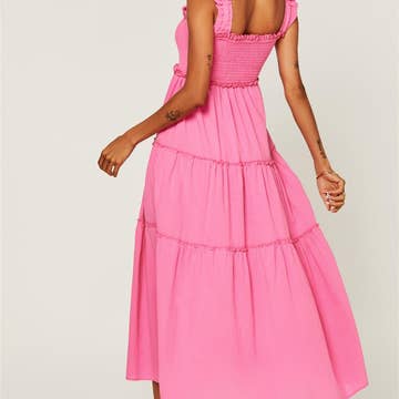 Robe maxi fuchsia à volants avec détail à l'ourlet