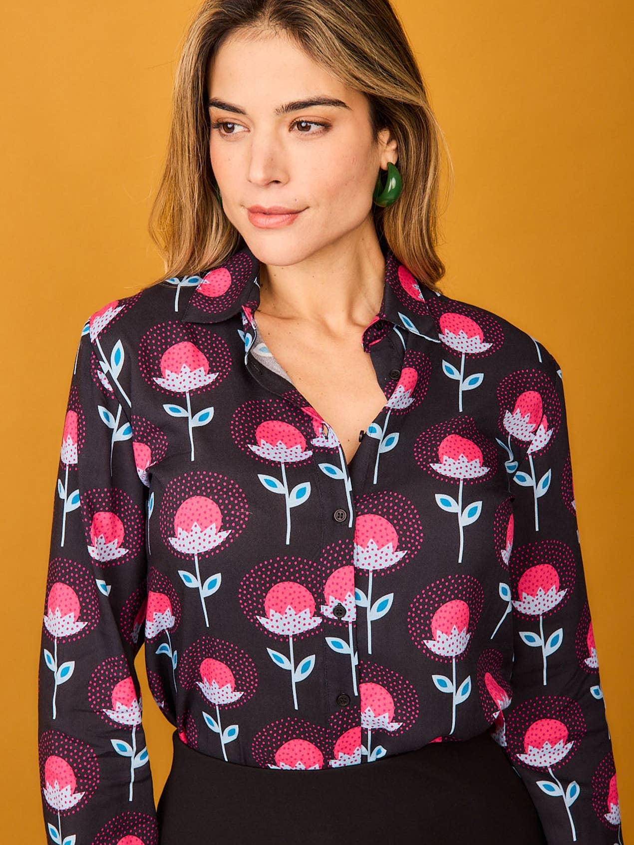 Chemise à motifs rouges