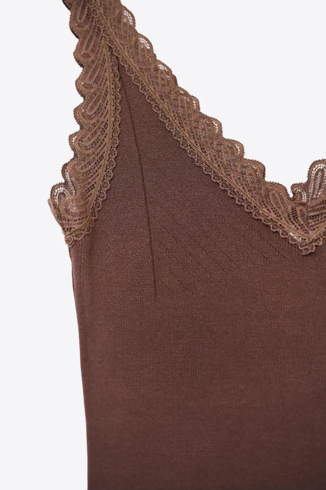 Débardeur avec bordure en dentelle tricotée marron chocolat 