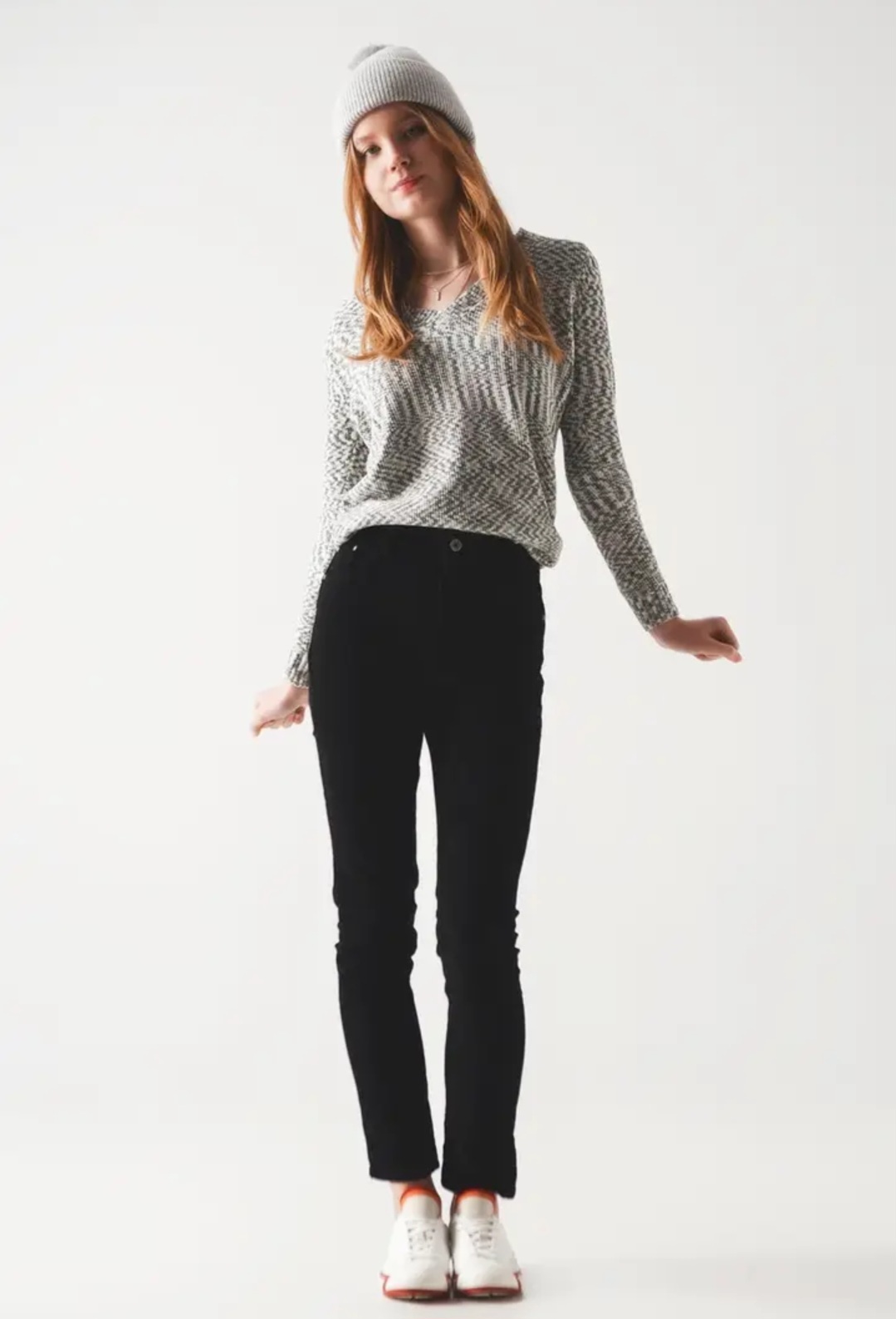 Pull en chenille noir 