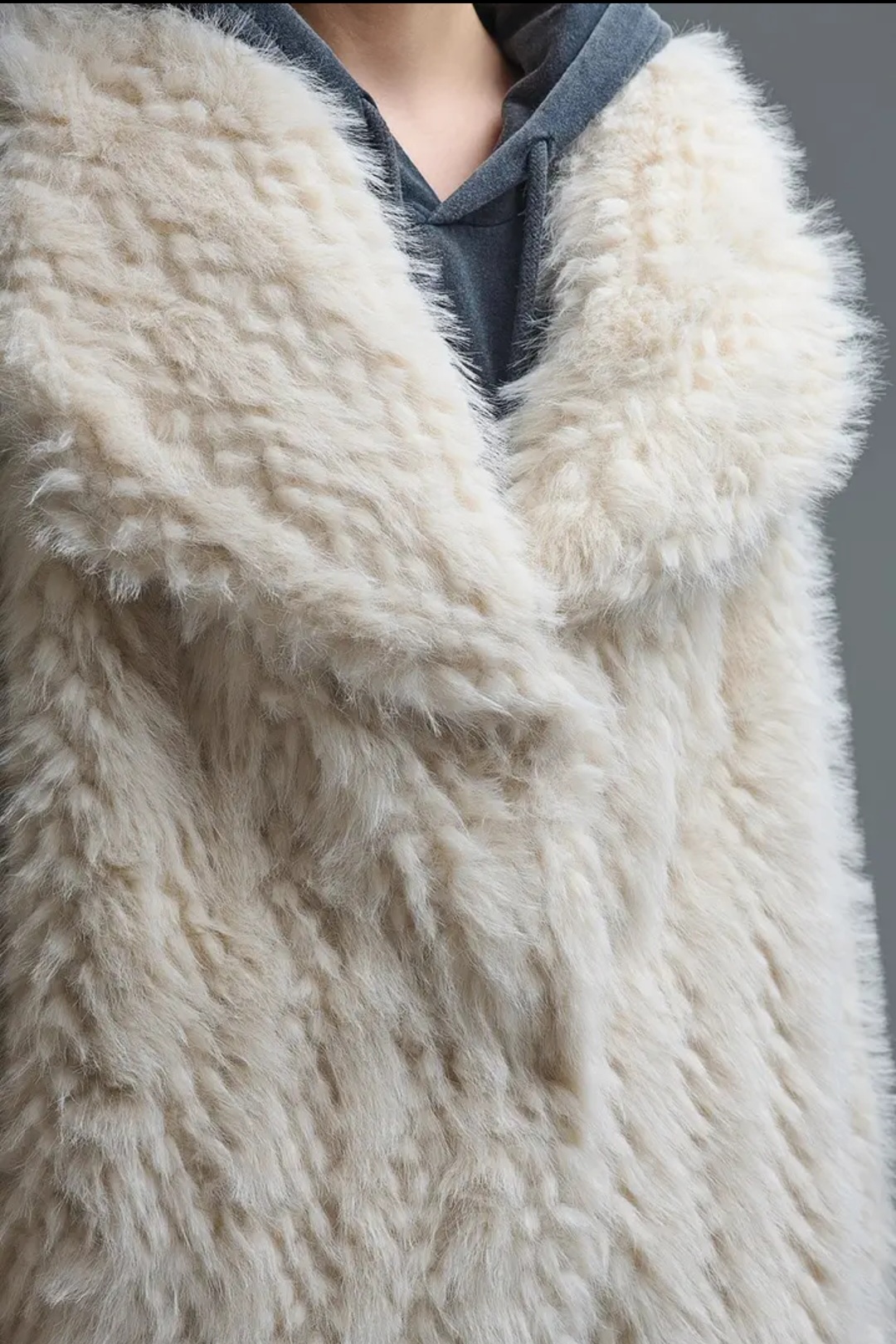 Veste chic en fausse fourrure beige