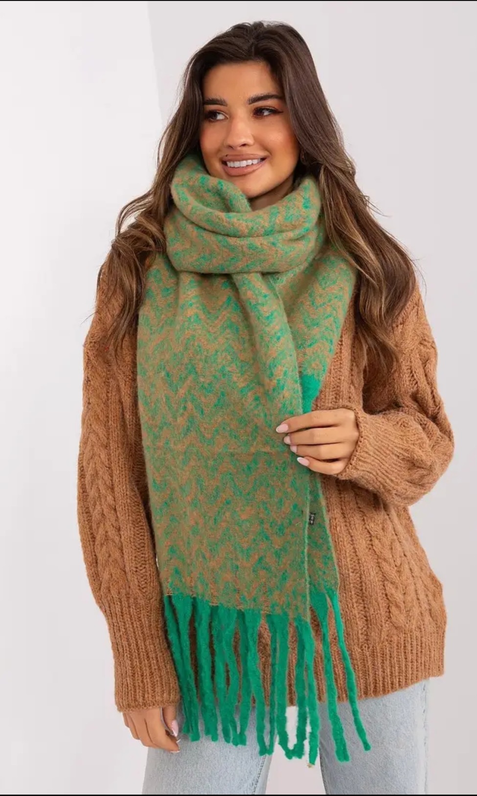 Superbe écharpe tricotée bicolore