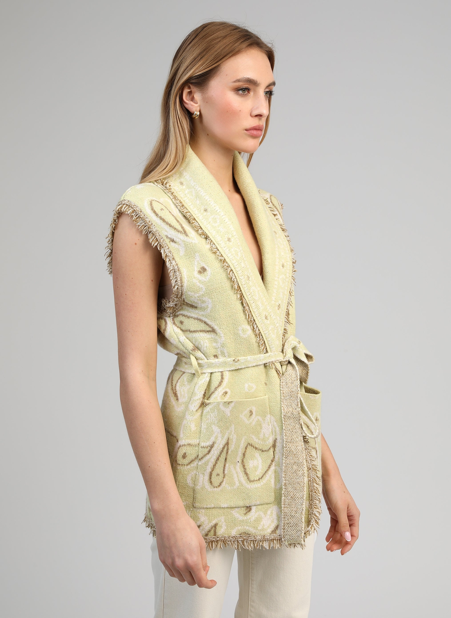 Gilet en laine à motifs