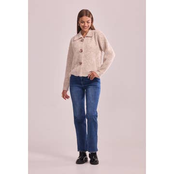 Cardigan en laine beige et ses boutons magnifiques 