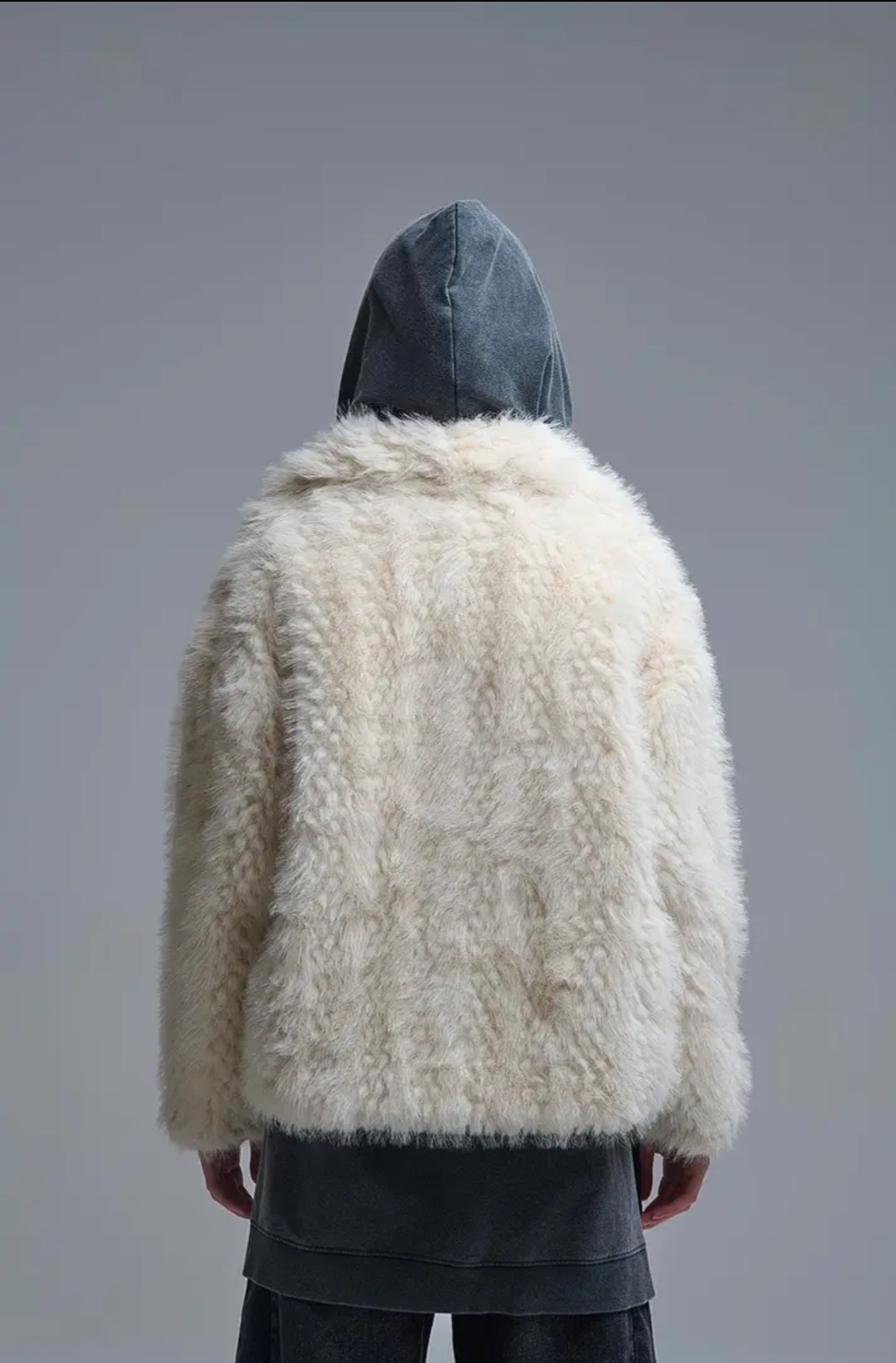 Veste chic en fausse fourrure beige