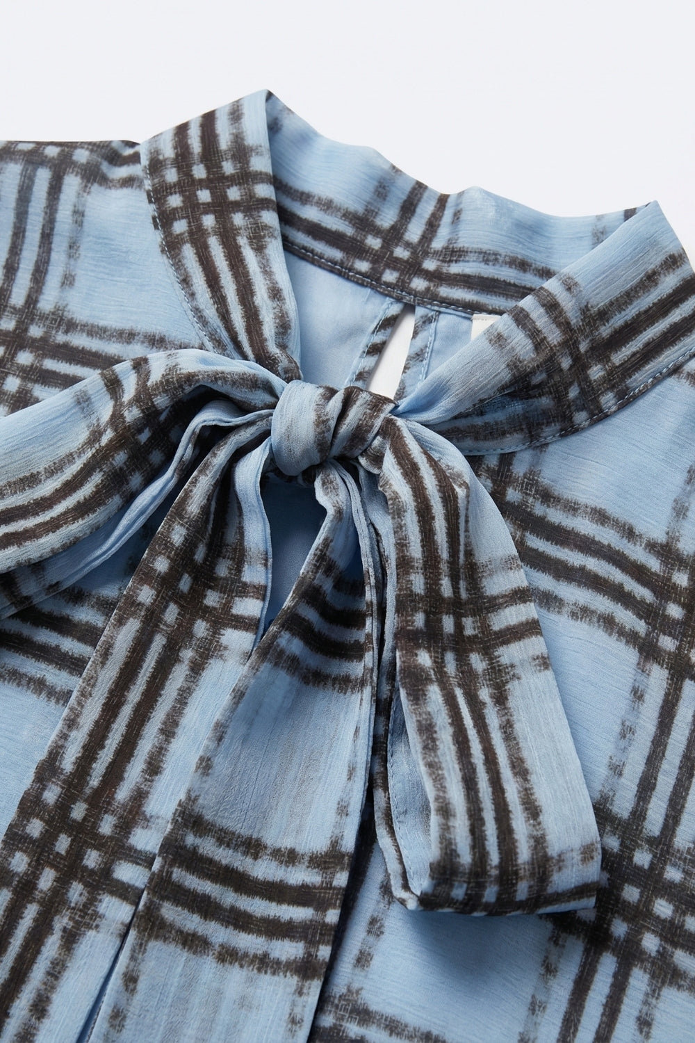 Le chemisier en chiffon l