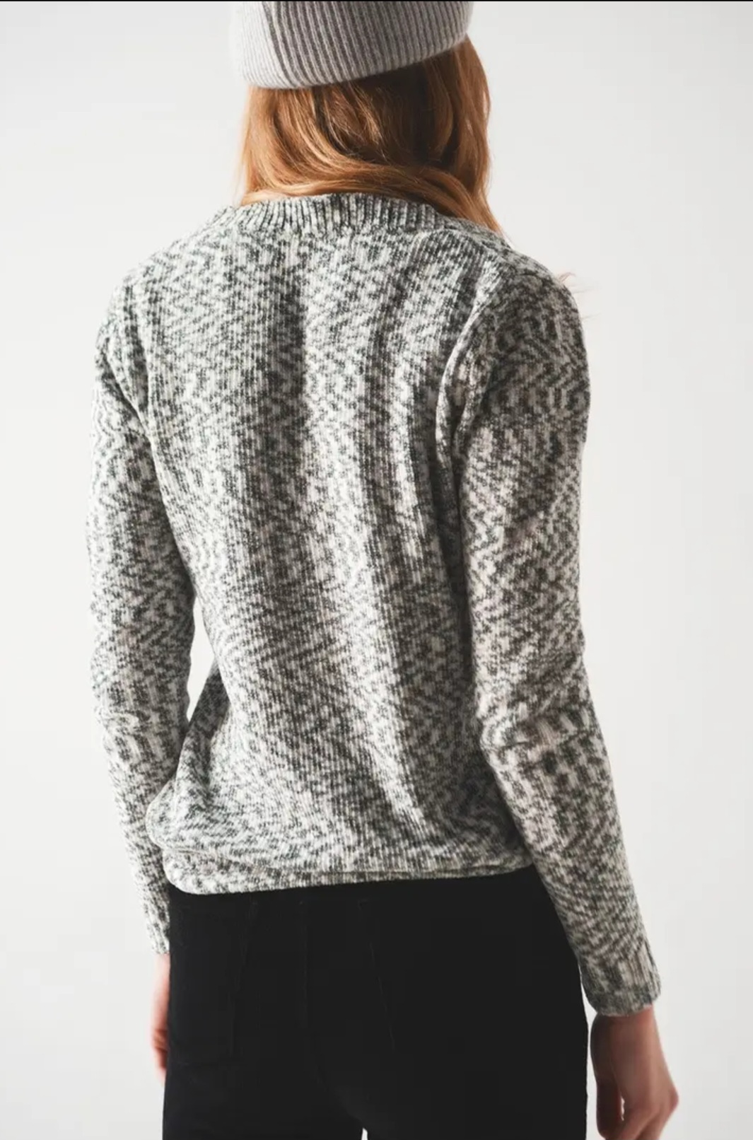 Pull en chenille noir 