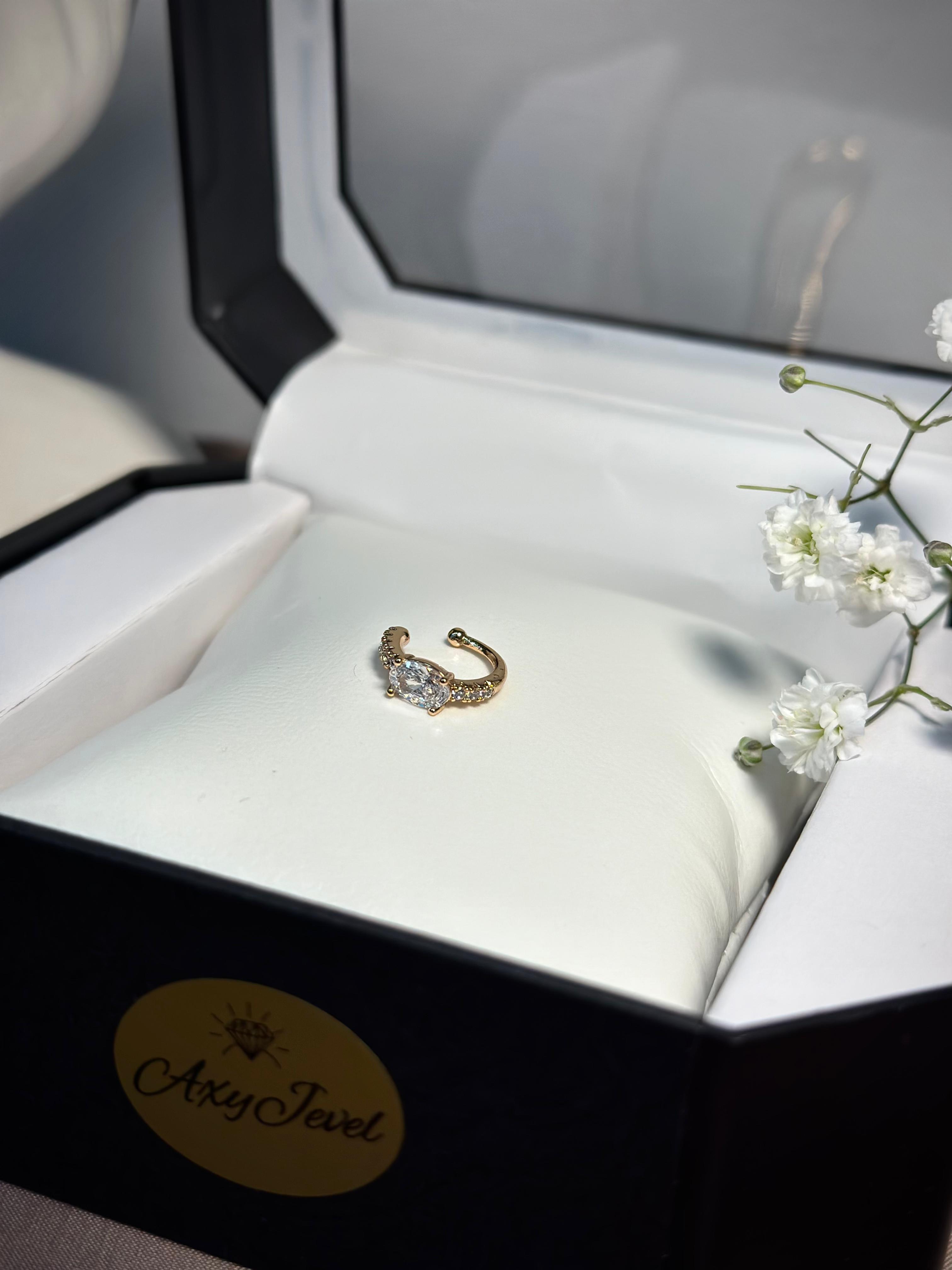 ''Ear Cuff'' auskariņš