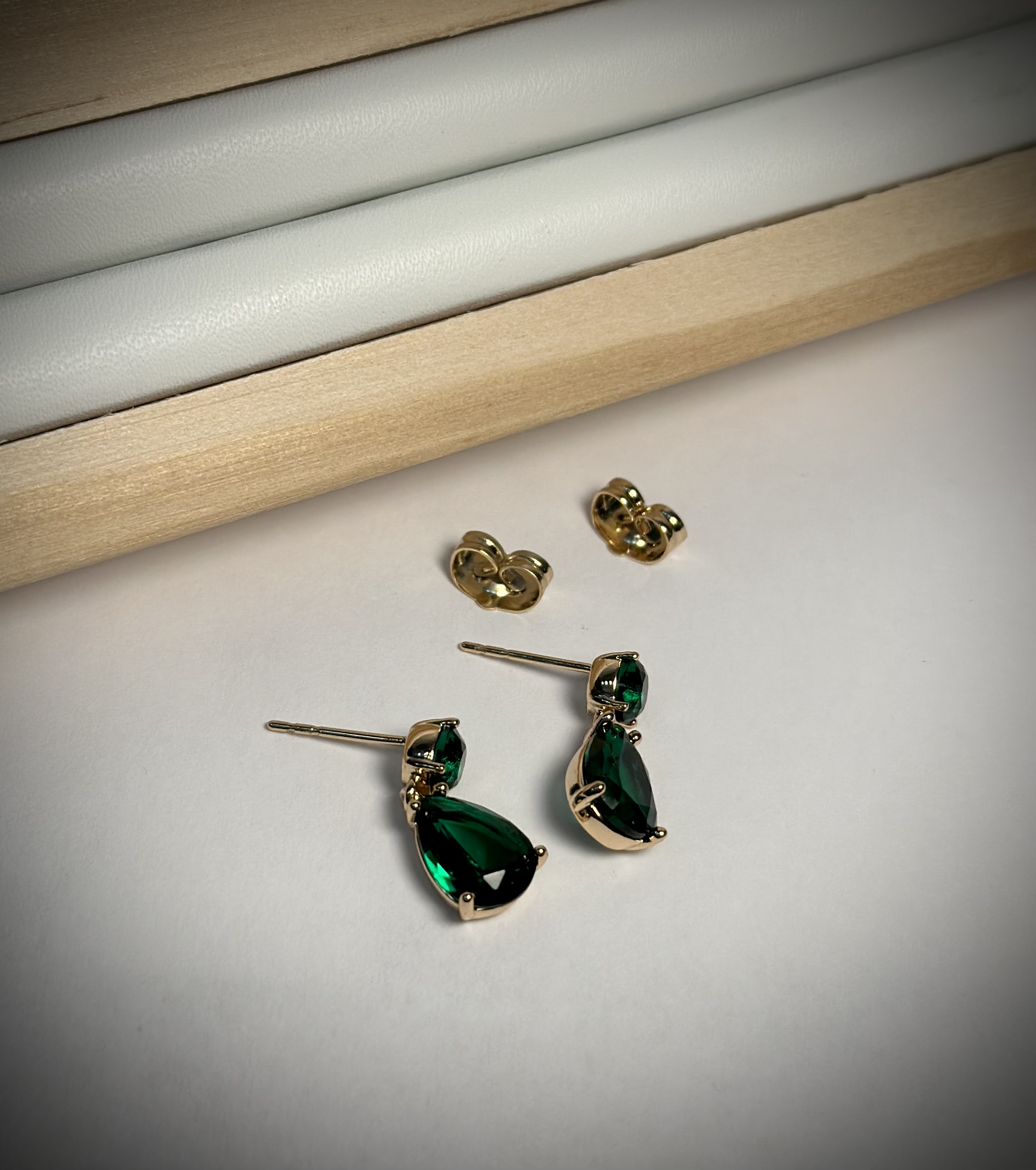 Apzeltīti auskari ''Green drop''