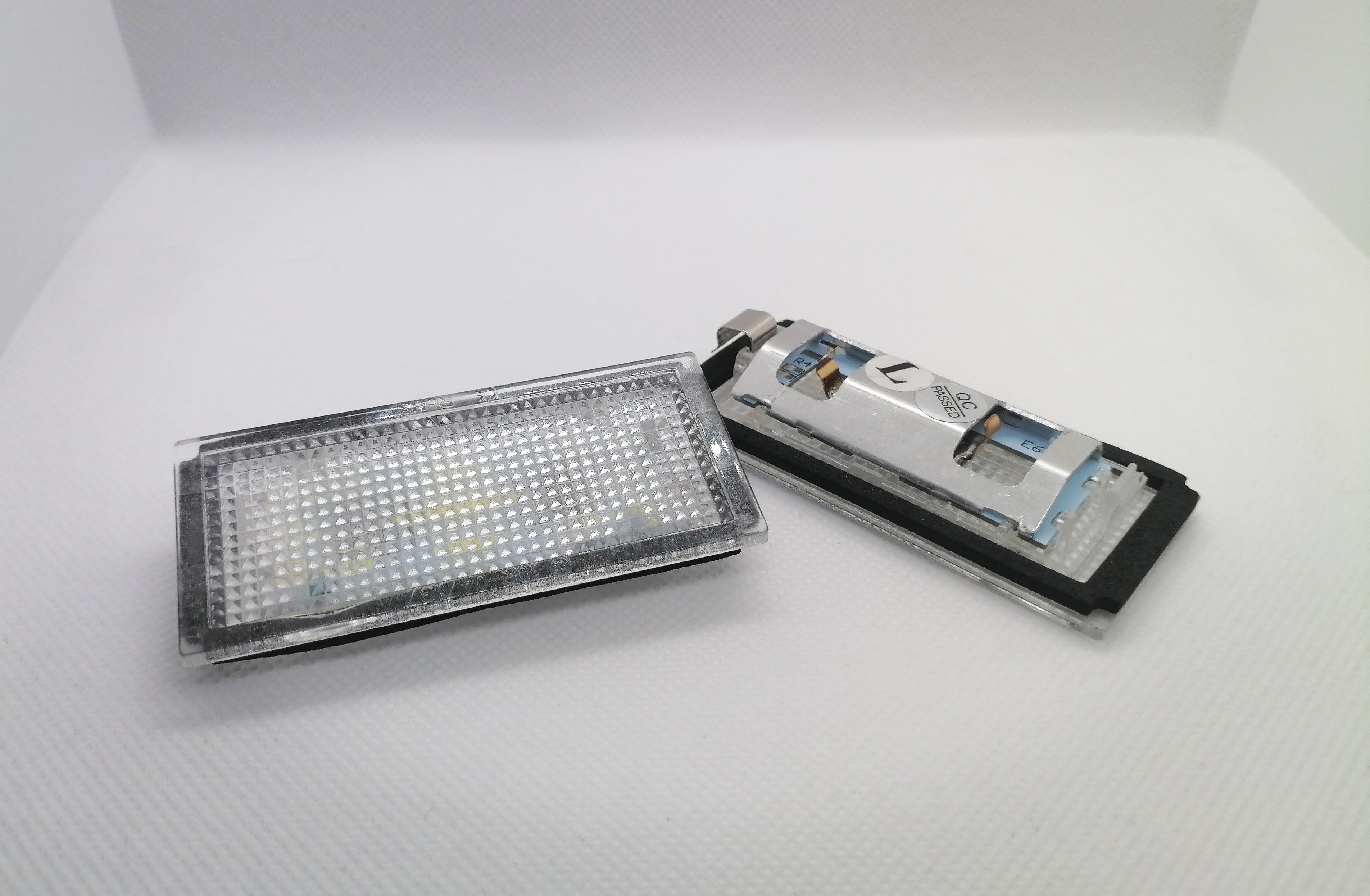 LED numerių apšvietimas (E65, E66 LCI)