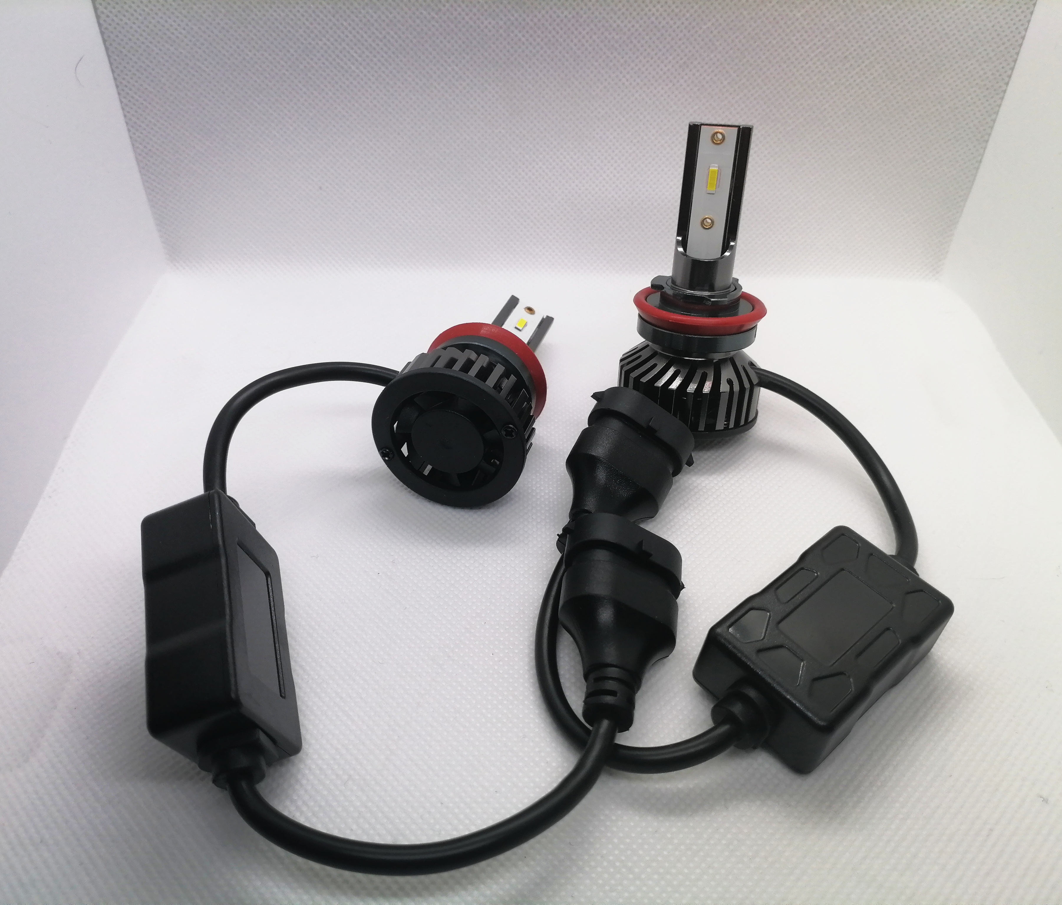 LED lemputės 2x60W (H8, H9, H11)