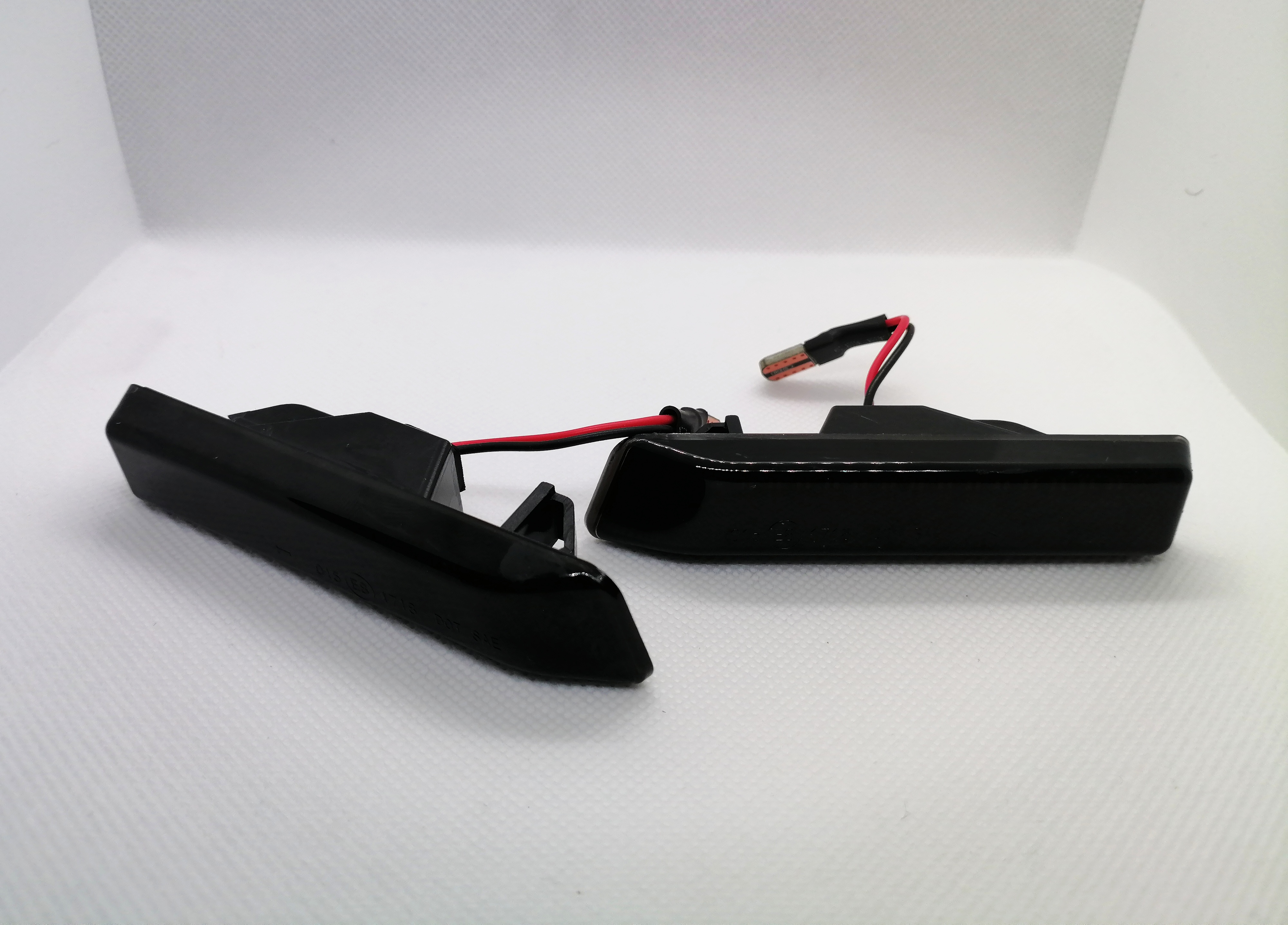 LED tamsinti dinaminiai posūkiai (E53, E36)