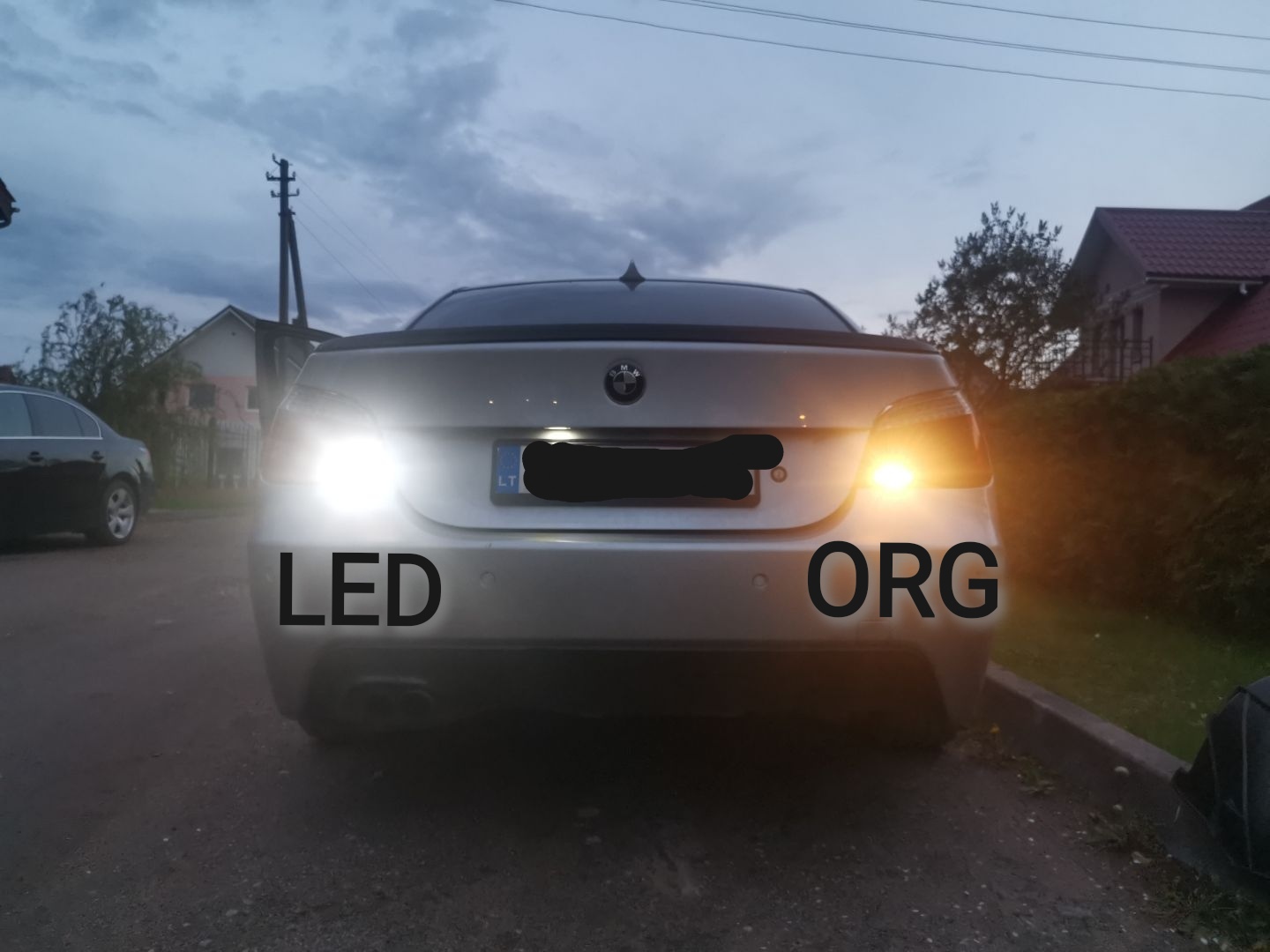 Atbulinės eigos LED lemputės (T15)