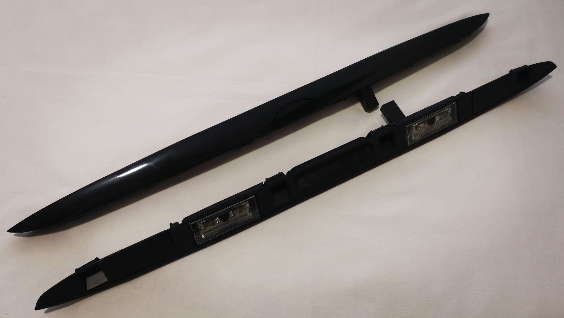 E53 X5 numerių apšvietimo juosta su apdaila