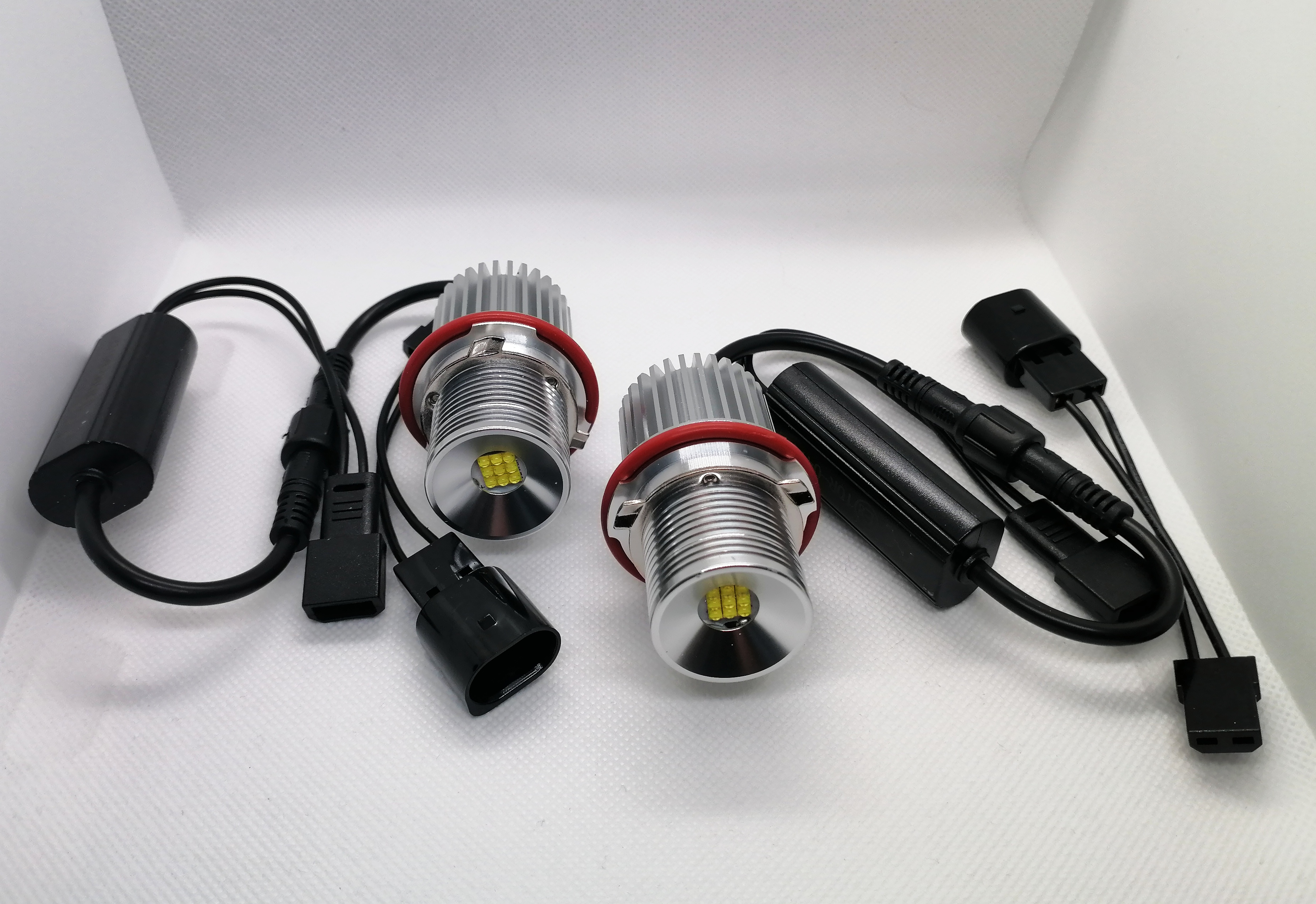 LED markeriai 2x45W (Balta)