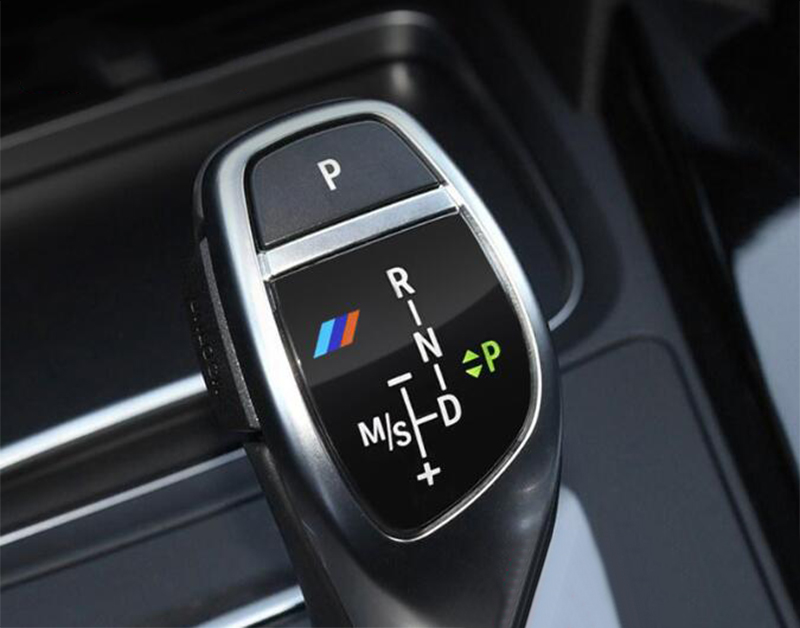 Sport selektoriaus stikliukas su M logotipu