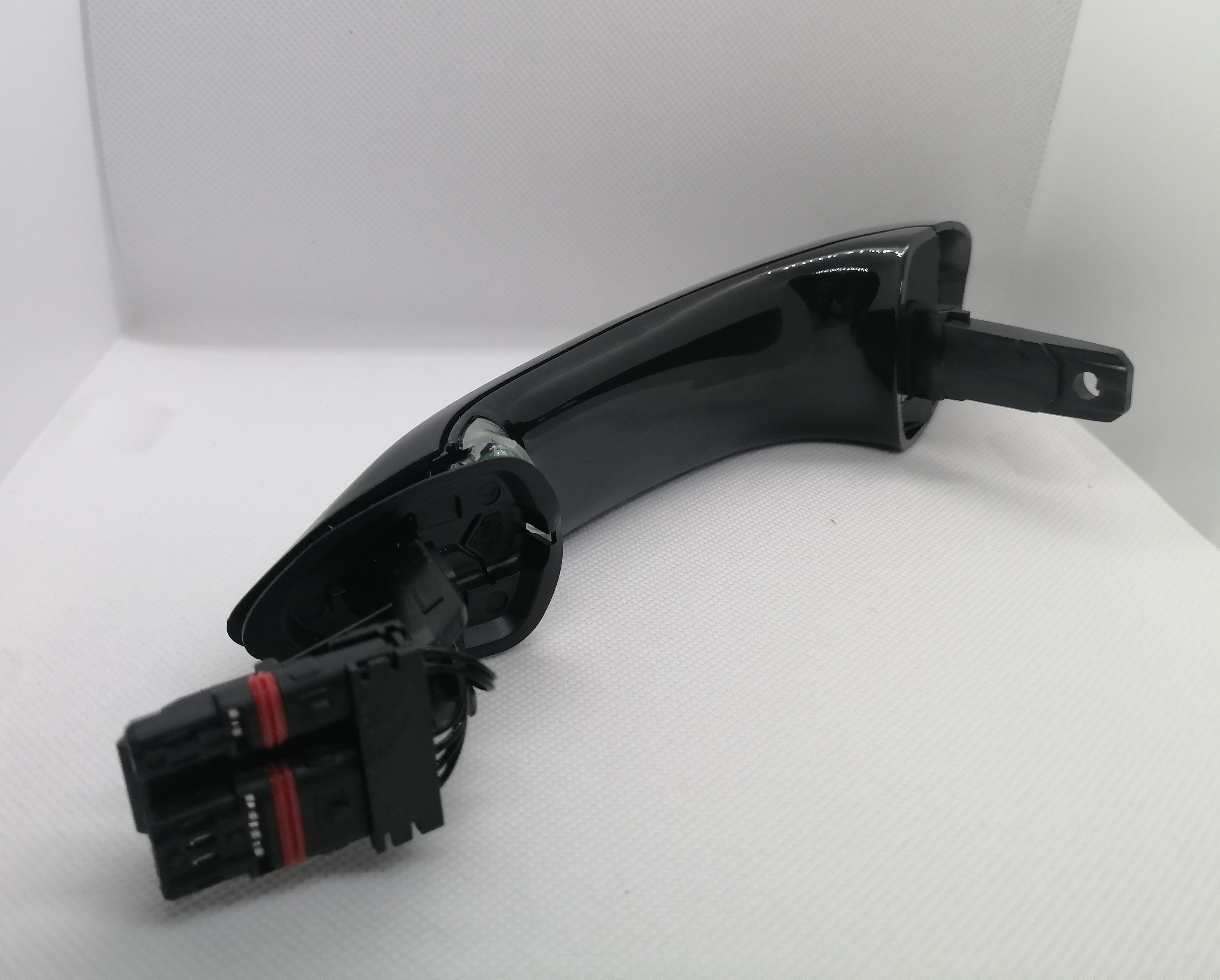 Keyless vairuotojo rankena (F01, F06, F07, F10)