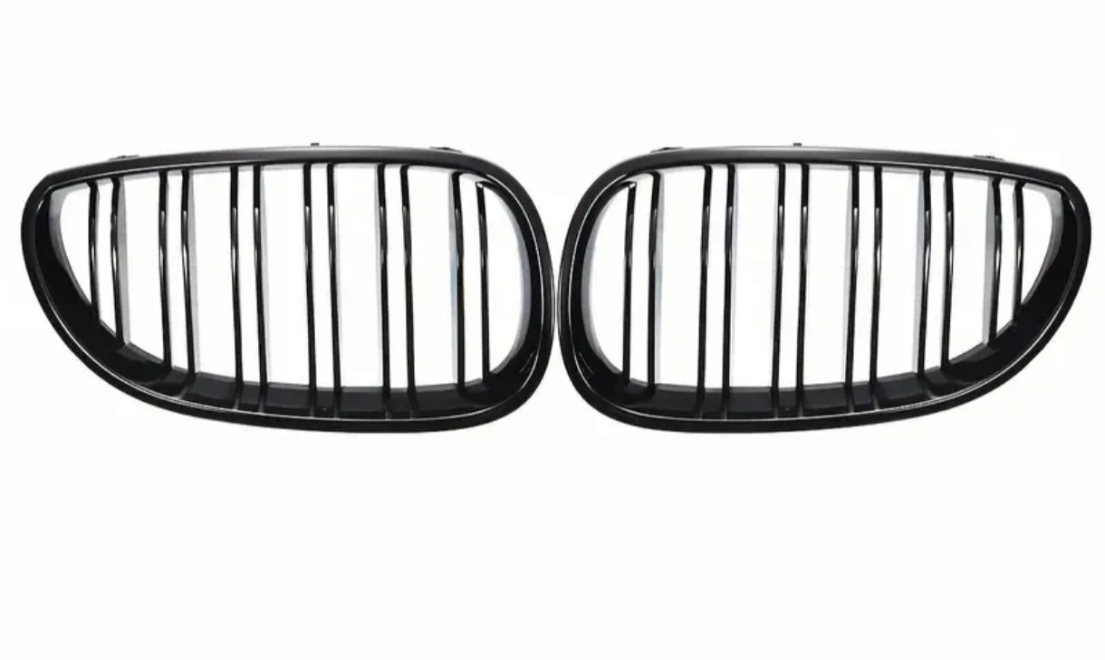 Juodos blizgios dvigubos grotelės (E60, E61)