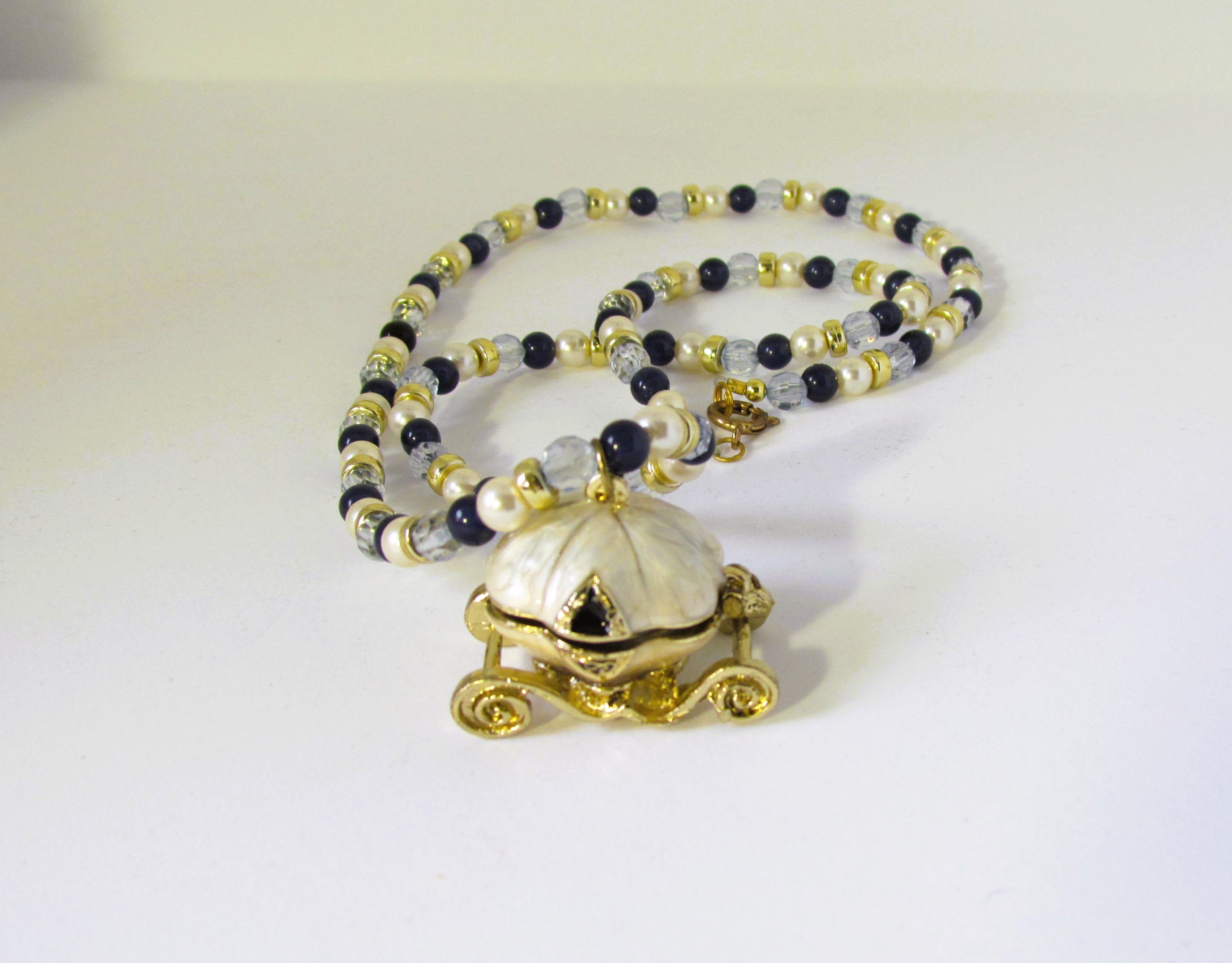 Cinderella Carriage Locket Oil/Perfume Diffuser Pendant. 