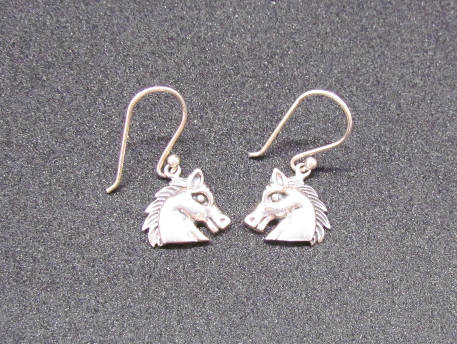 Sterling Silver Sweet Equine Horse Head Earrings.